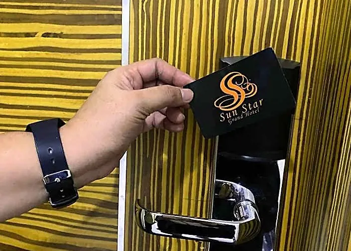 サン スター グランド 3*
